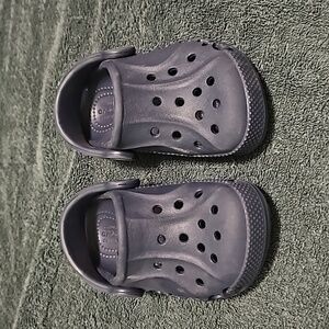 New toddler crocs